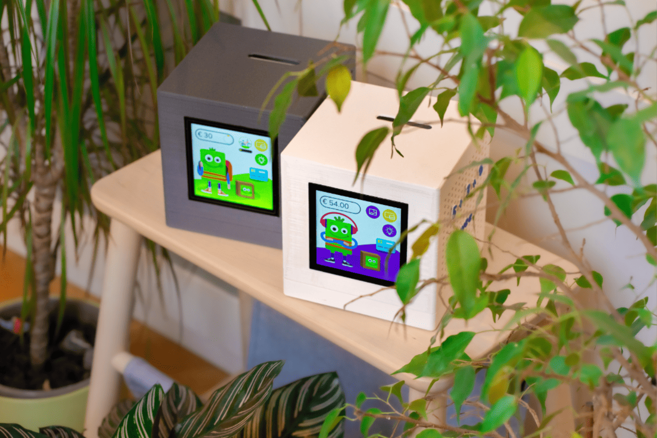 saveebox_prototypes_new